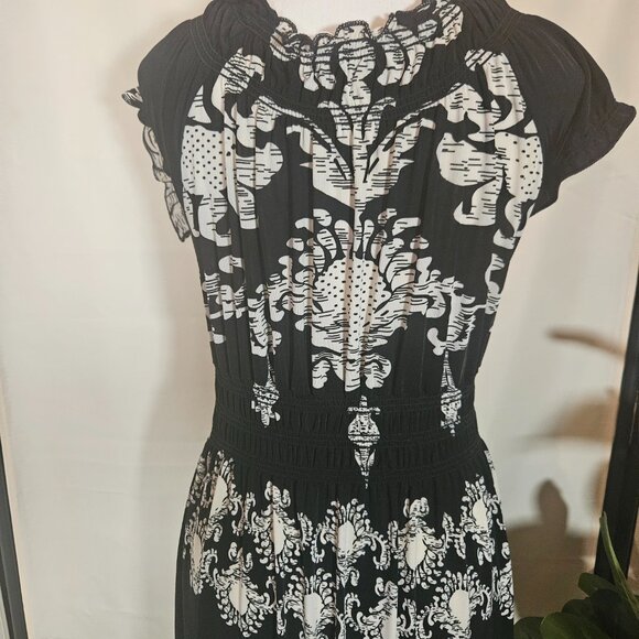 Bohemian Black and White dress size Large - Picture 6 of 9
